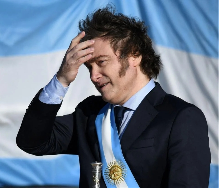 El escándalo por la promoción de la criptomoneda $Libra involucró al presidente argentino en una presunta estafa multimillonaria. / Foto: AFP.
