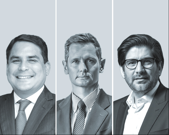 Gerardo Guzmán, Hernández & Cía. (izquierda); Roland Matthei, de Ontier - Chile (centro), y Aldo Cornejo, de la oficina de Ecija en Perú.