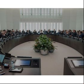 En abril, el directorio ejecutivo del Fondo Monetario Internacional (FMI) aprobó un acuerdo de facilidades extendidas por 48 meses y 20.000 millones de dólares para Argentina./ Tomada del sitio web del organismo.