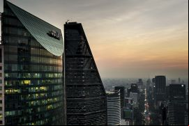 Datos oficiales señalan que la economía mexicana creció 3,1 % durante el 2023./ Foto Carlos Aranda - Unsplash.