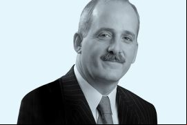 Un buen consejo para abogados jovenes es tocar las puertas de aquellos que ya litigan en el arbitraje.
