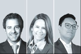 Rodrigo Avendaño, de ROEH Law & Tax (izquierda); Daniela García Belaunde, de Philippi Prietocarrizosa Ferrero DU & Uría - Perú, Andrés Chugá Porras, de Flor Bustamante Pizarro & Hurtado (FBPH).